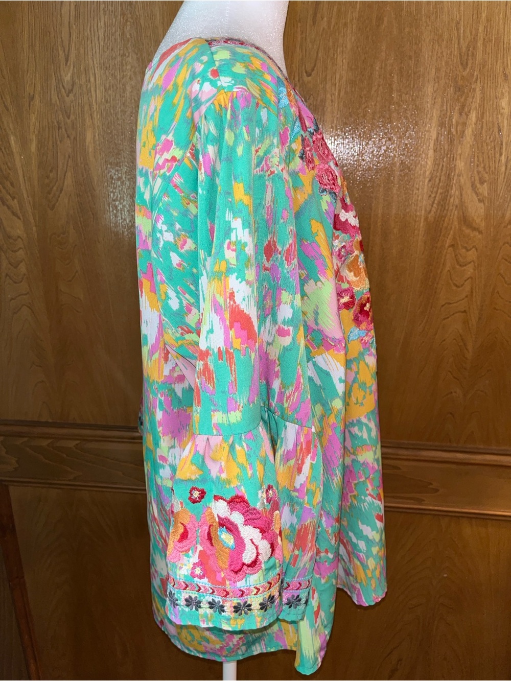 Sz 1X Savanna Jane Vibrant Embroidered Floral Emerald Tunic Top - Picture 6 of 10